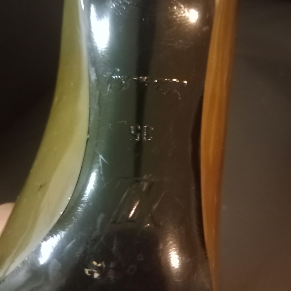 Louis Vuitton Women's green Courts size 35 - Picture 7 of 9
